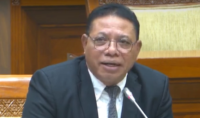 Komisi III DPR Sepakati Inosentius Samsul Jadi Hakim MK